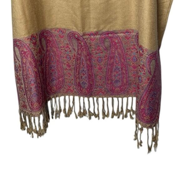 Pashmina Silk blend shawl scarf. Tan and Pink motif - Picture 4 of 7
